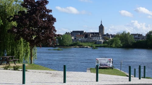 Promenade au bord de la Loire - St Denis de l'Hôtel