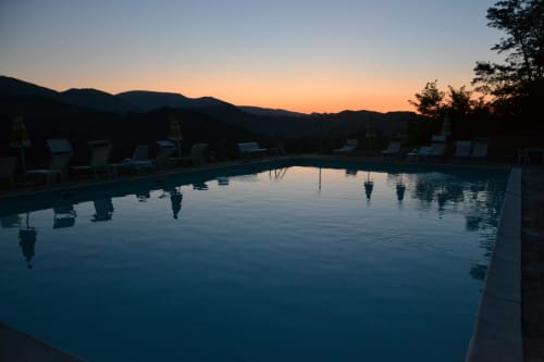 Agriturismo Ca' Le Suore | agriturismo con camere, vacanze in agriturismo, agriturismo con piscina, agriturismo dove dormire, agriturismo nelle Marche, Agriturismo a Cagli, alloggi a Cagli. Casa con giardino, Casa con terrazza. Casa con piscina. Escursioni, attivitá, corsi all'aria aperta, sala congressi Marche, ritiri yoga, corsi di cucina marchigiana.