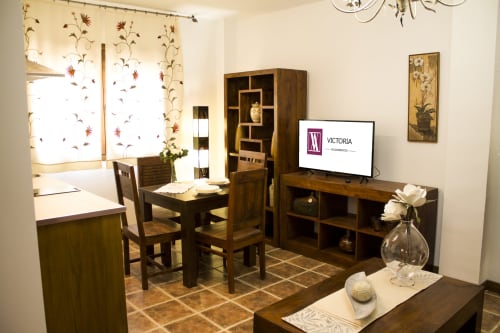 ALOJAMIENTOS VICTORIA | Habitación amplia, moderna y cálida en Sigüenza con TV
