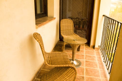 ALOJAMIENTOS VICTORIA | Habitación, moderna cálida en el centro de Sigüenza con salón privado y vistas a jardines 