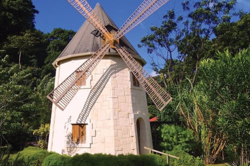 Moulin, pointe-noire, hébergements insolites, West Indies cottage, Guadeloupe. proche de grande anse, Deshaies, colibri, 