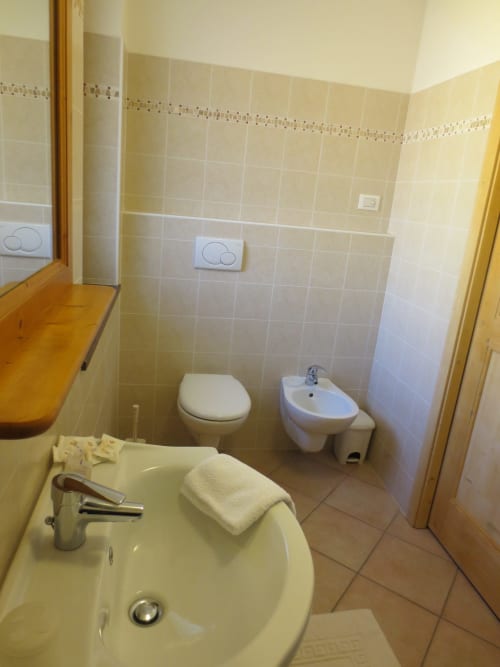 Agritur Clementi | camere in Trentino, Agritur in Trentino Alto Adige , B&B in Trentino, Bed & breakfast, camere vicino all’uscita dell’autostrada, camere vicino a Trento, piste sciistiche Paganella, impianti risalita Paganella, piste sciistiche Monte Bondone, camere economiche vicine ad Andalo, Fai della Paganella, Paganella, Lago di Molveno, Lago di Tovel, mercatini di Natale, piste down hill, guest card, Agritur vicino a piste ciclabili, Agritur in Trentino, Agritur vicino a Trento, Agritur vicino all'uscita dell'autostrada, B&B vicino  a Trento, B&B impianti risalita Paganella.