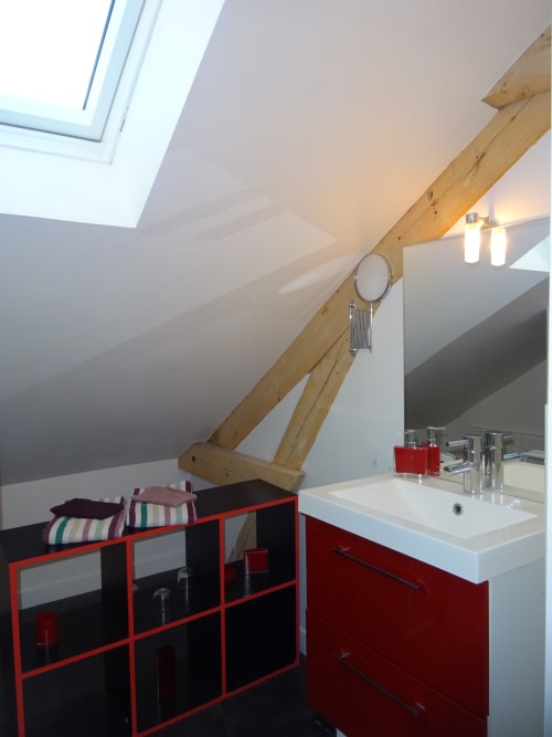 Salle de bain, Le Rabelais, gîte, chaumières du chêne, Pouillé, 
Loir-et-Cher
