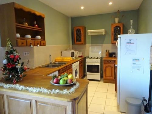 Cuisine toute équipée, Le Vinci, gîte, chaumières du chêne, Pouillé, 
Loir-et-Cher