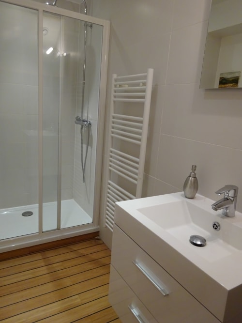 Salle de bain, Agnes Sorel, chaumières du chêne, Pouillé, Loir-et-Cher