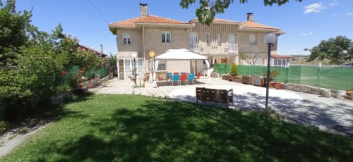 Casa Bellavista | Casa moderna situada en San Cristóbal de Segovia. Habitaciones de gran calidad