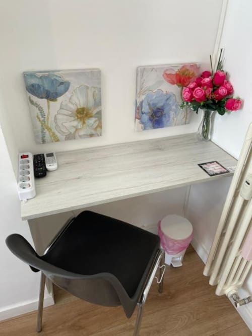 Trastevere Sweet Rest | Boutique Room, Roma. Offre 1 letto matrimoniale alla francese, Tv, Bagno privato esterno, Bidet, asciugacapelli, asciugamani, doccia, prodotti da bagno, cucina, forno, frigorifero, soggiorno, vista cortile.