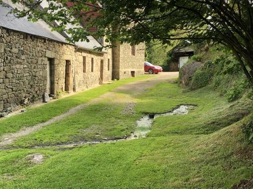  Moulin du Pont Neuf jardin Bretagne - Insolite
