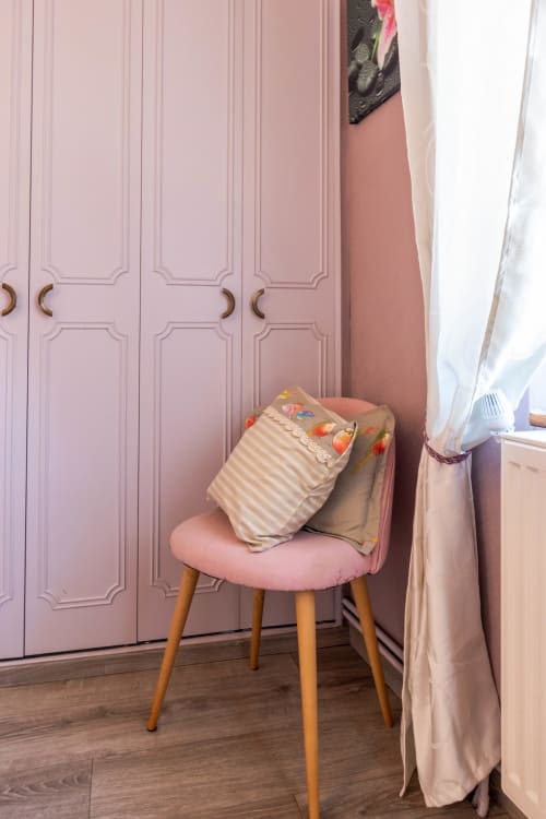 Chair, Lys room, Flopré, bed and breakfast, gîte de France, Flocourt.