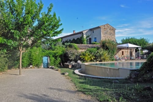 Séjour insolite - Chambres d'hôtes à thème - Le Mas de Cyjelac vallée de la Cèze