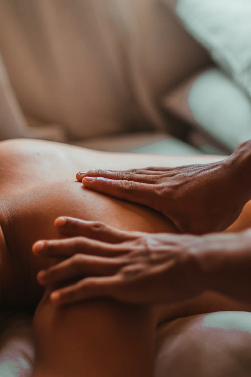 Moment de relaxation, massages - Le Mas de Cyjelac