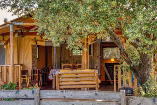 Séjour en Hérault, hébergement écologique, Ecolodge joy, au petit paradis, séjour haute-languedoc, Velieux.