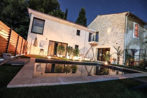Bed and breakfast maison florence ivakno in coudoux near Aix-en-provence 4-star tourist accommodation romantic suite with jacuzzi and swimming pool holiday home for 15 people charming cottage for 4 charming cottage