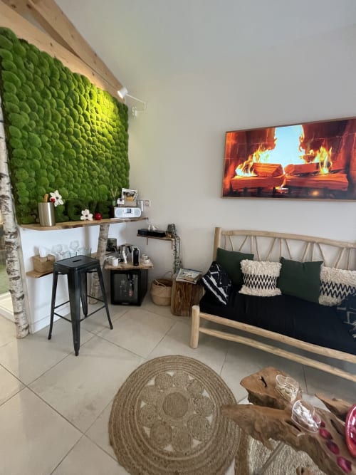 Bed and breakfast maison florence ivakno in coudoux near Aix-en-provence 4-star tourist accommodation romantic suite with jacuzzi and swimming pool holiday home for 15 people charming cottage for 4 charming cottage