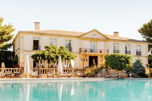 La bastide d'astre mariage réception Chambre d'hôtes maison florence ivakno à coudoux proche Aix-en-provence meublé de tourisme 4 étoiles suite romantique avec jacuzzi et piscine maison de vacances pour 15 personnes gîte de charme pour 4 gîte de charme