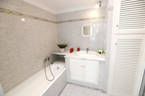 Big House Colosseum | Roma Casa Tua Alloggi Roma, Italia, Colosseo, zona, quartiere, 6 persone, sei persone, letto matrimoniale, divano letto, letto singolo camera doppia, bagno privato, doccia, asciugacapelli, TV, wifi, aria condizionata, Foro Romano, Fori Imperiali, Altare della Patria, salone, cucina 