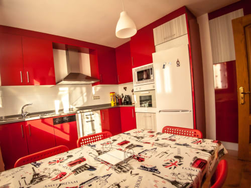 Cocina equipada, Casa Rural Gure Lur, casa rural con porche y barbacoa, Sunbilla, Navarra