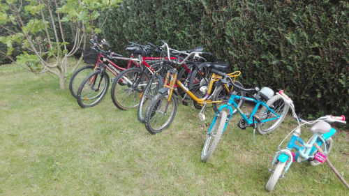 Bicicletas gratuitas, Casa Rural Gure Lur, casa rural con porche y barbacoa, Sunbilla, Navarra