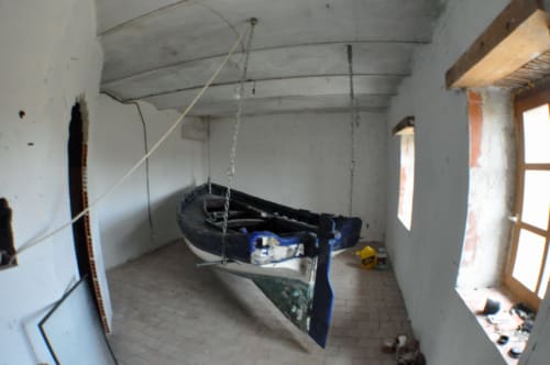 Mas de Cyjelac barque dans la chambre lit suspendu