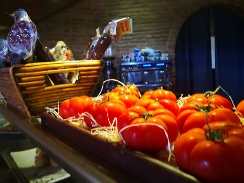 Hosteria Tierrallana - buena comida y buen vino, El Provencio, España