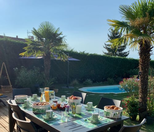 Bed & Breakfast Les Tignoliers - Maison d'hôtes avec petit déjeuner inclus - Lyon St Exupéry
