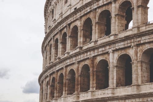 Roma Casa Tua | Appartamenti Roma, centro, Colosseo, Testaccio, Pigneto, Foro Italico, Piazza Venezia, Via del Corso, Altare della Patria, Fori Romani, letto matrimoniale, monumenti, visita, raggiungibile a piedi