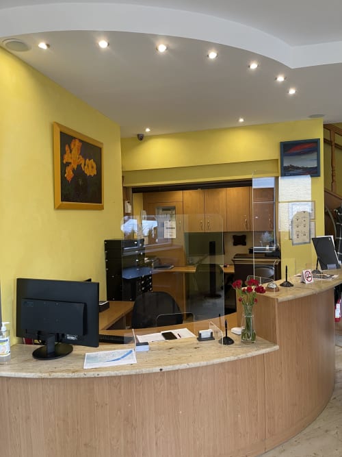 Hotel Les Reflets Jaunes - Reception - Ardennes