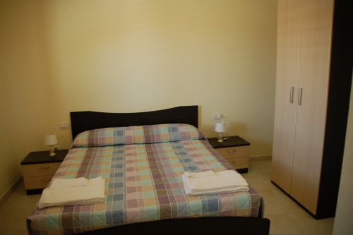 Suite Apartment | B&B 2000 Sassari, Sardegna, camere, matrimoniale, doppia, singola, alloggi, appartamenti, suite, bagno privato, doccia, TV, wifi, terminal autobus, università, ospedale, spiaggia, mare, isola