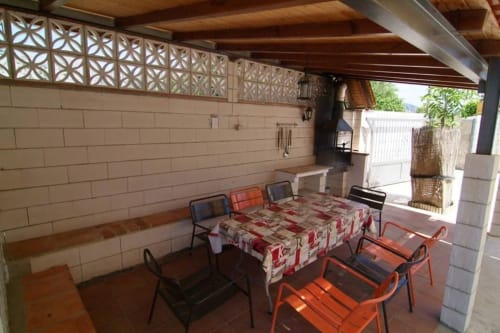 Porche con barbacoa, Bodega Pequeña, piscina privada, ideal familias y amigos, Cortijo La Bodega, Benaoján, Málaga, Andalucía