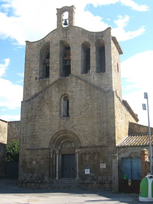 Sant Martí Church, surroundings Paó Blau - Charming bed and breakfast with pool in Pau, Catalonia