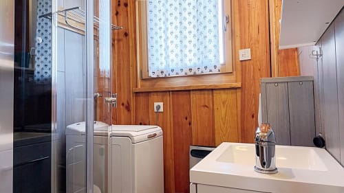 salle d'eau douche lave-linge