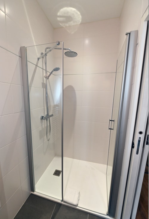 Ty Studios - Location de vacances pour 2 personnes avec douche - Brest