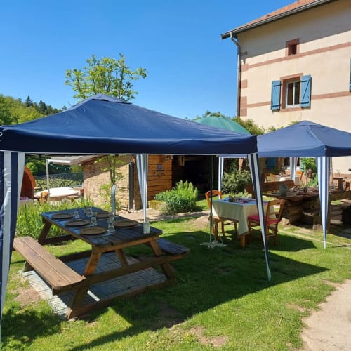 Auberge du Ruxelier Chenimenil terrasse - chambre d'hotes dans les Vosges