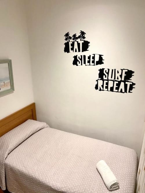 Spacious Single Room - Pensión Angelines by Sneuu, Santander.