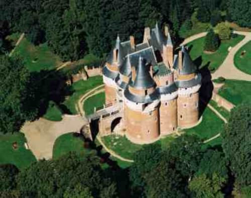 Château médiéval de Rambures - Vacances dans la Somme