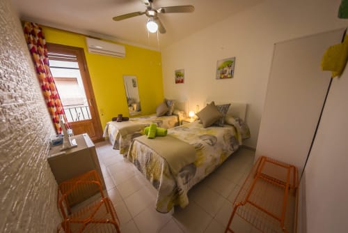 Habitaciones y apartamentos en Casa Camino al Castillo Xàtiva, España. Salón compartido - WiFi gratuita - cocina totalmente equipada