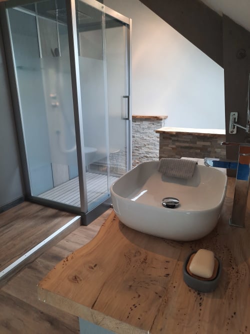 Le clos des sources - gîte La Panoramique pour 4  - location Calvados - vacances en normandie - salle de bains