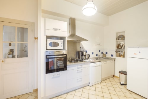Château des Grèzes - Gîte 5 personnes avec cuisine - Auvergne