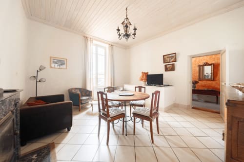 Château des Grèzes - Gîte 5 personnes avec salon - Haute Loire