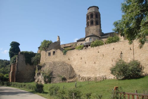 Château des Grèzes - Abbaye de Lavaudieu