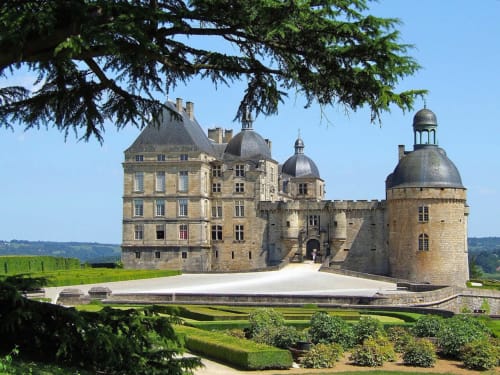 Chateau de Hautefort - chateaux à visiter Dordogne - séjour à Sarlat - Résidence Beauvau