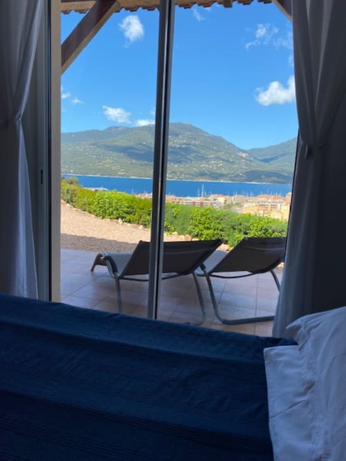 Vue sur le golfe depuis la chambre
