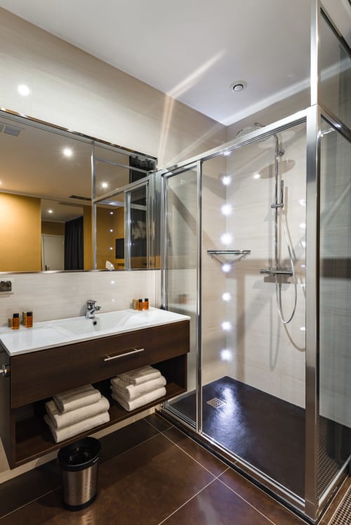 Chambre privée Clichy long séjour - Nestin Hotel Coliving & Spa