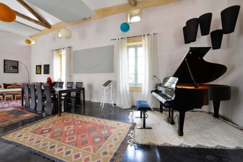 Maison d'hôte de charme avec piano - La Bastide du Farfadet - Laudun-l'Ardoise Uzès Orange Avignon