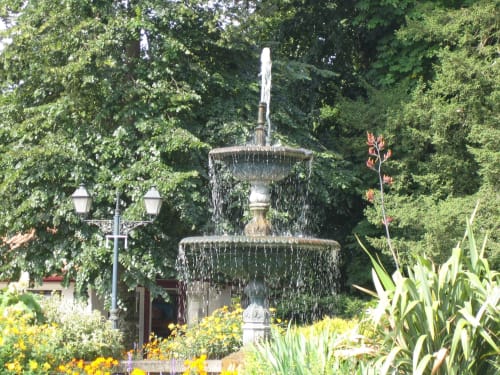 Fontaine cambon-les-bains, pays basque