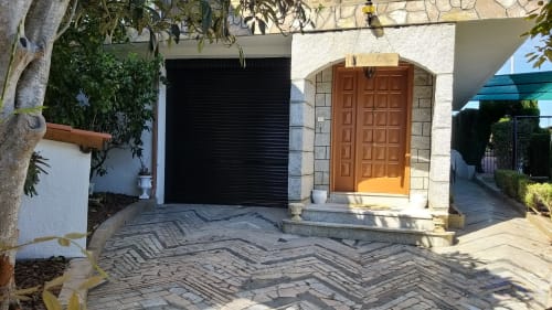 Entrada de Casa Luisa a Galleira - casa con piscina privada y vistas en Ramiras, Ourense
