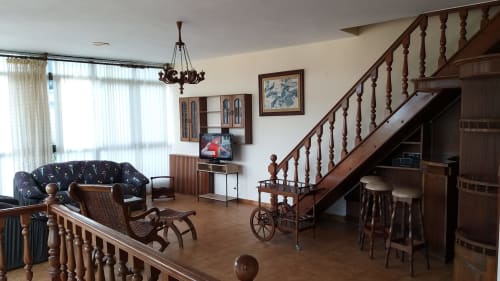Amplio salón en Casa Luisa a Galleira - casa con piscina privada y vistas en Ramiras, Ourense