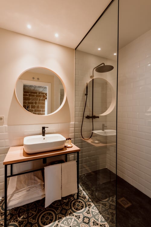 Casa rural boutique Palacio Condes de Cirac | Casa Rural con mucho encanto renovada, moderna y equipada. Amplia con suites de calidad