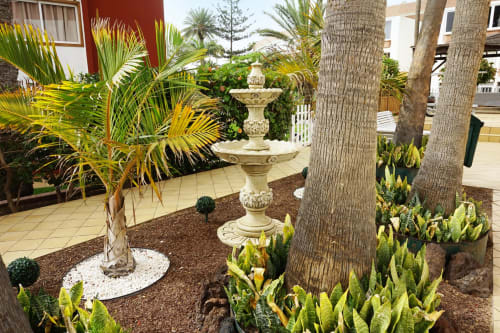 Apartamentos Ecuador | Hotel moderno con ubicación central en Canarias. Baratas y amplias. Piscina sol y playas azules.