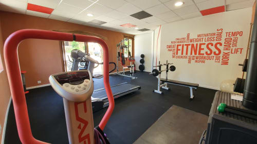 Espacio deportivo interior en el Domaine du Cardou en el Lot